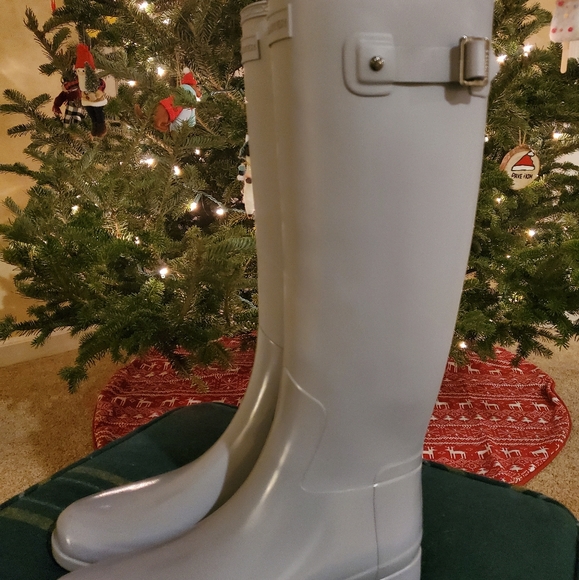 Hunter Rain Boots - Picture 2 of 4